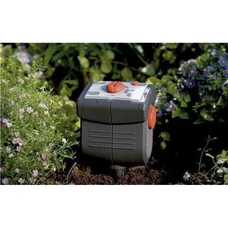 Gardena Programmateur 6030 Classic - Programmateur d'arrosage centralisé avec écran LCD pour intérieur, 230V, référence 1284.20