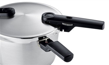 Fissler 60241011000/0 Set Vitaquick Premium - 2 Casseroles (2,5 + 4,5 litres, 22 cm) - Compatible tous feux dont induction