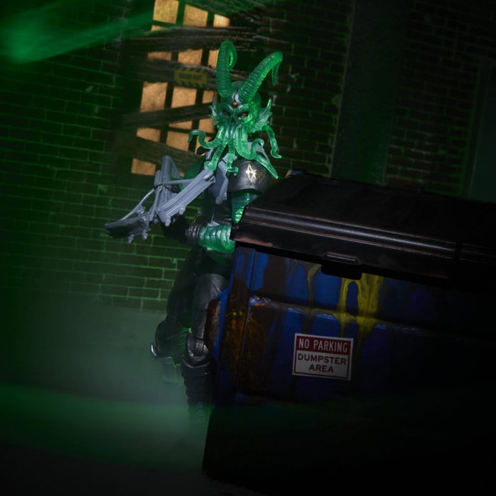 HASBRO Figura Night Creeper D.I.R.E. Tech Classified Series Cobra G.I. Joe 15cm