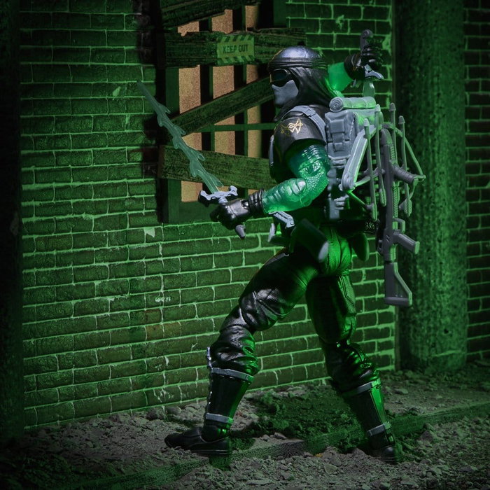 HASBRO Figura Night Creeper D.I.R.E. Tech Classified Series Cobra G.I. Joe 15cm