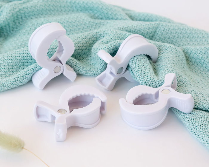 KioKids Pinces pour Muselines Blanc - Pack de 4 - Pour Poussette, Berceau ou Chaise Haute, À Partir de 0 Mois, Matière ABS KioKids Pinces pour Muselines Blanc - Pack de 4 - Pour Poussette, Berceau ou Chaise Haute, À Partir de 0 Mois, Matière ABS