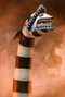 Beetlejuice Beetlejuice pack de 2 figurines Ultimate "Matador" Beetlejuice and Sandworm 18 cm