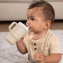 Infantino - Ma Première Tasse en Silicone, 255 ml (25.5cl) - Sable - Tasse d'apprentissage avec Paille anti-fuite, Couvercle et Poignée pour Bébé et Enfant