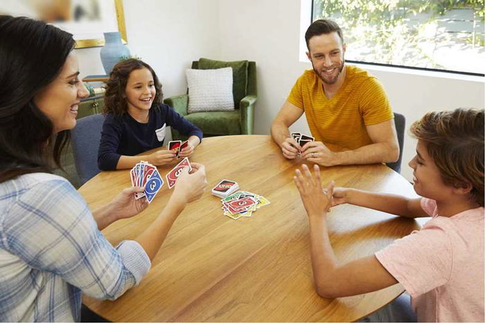 Mattel Games Uno - Jeu de Cartes Familial