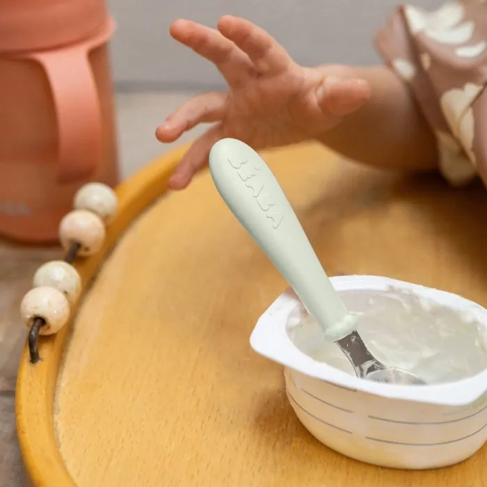 Beaba Set de 3 couverts d'apprentissage en inox avec manches en matériau recyclé, pour enfant dès 6 mois
