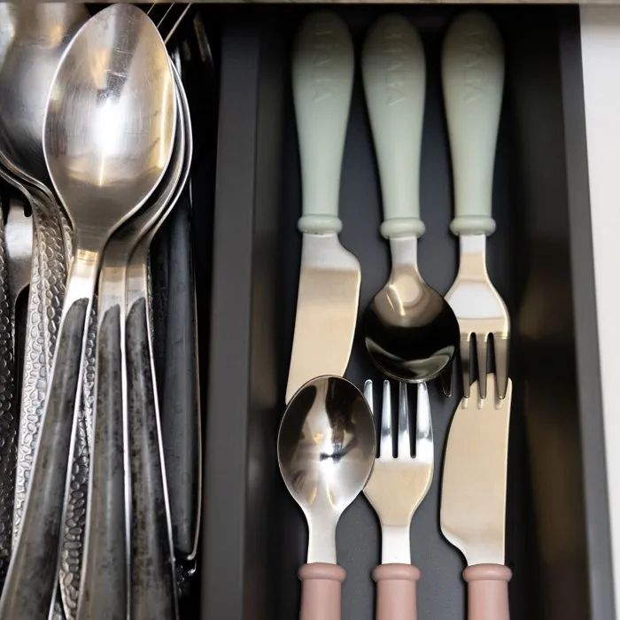 Beaba Set de 3 couverts d'apprentissage en inox avec manches en matériau recyclé, pour enfant dès 6 mois