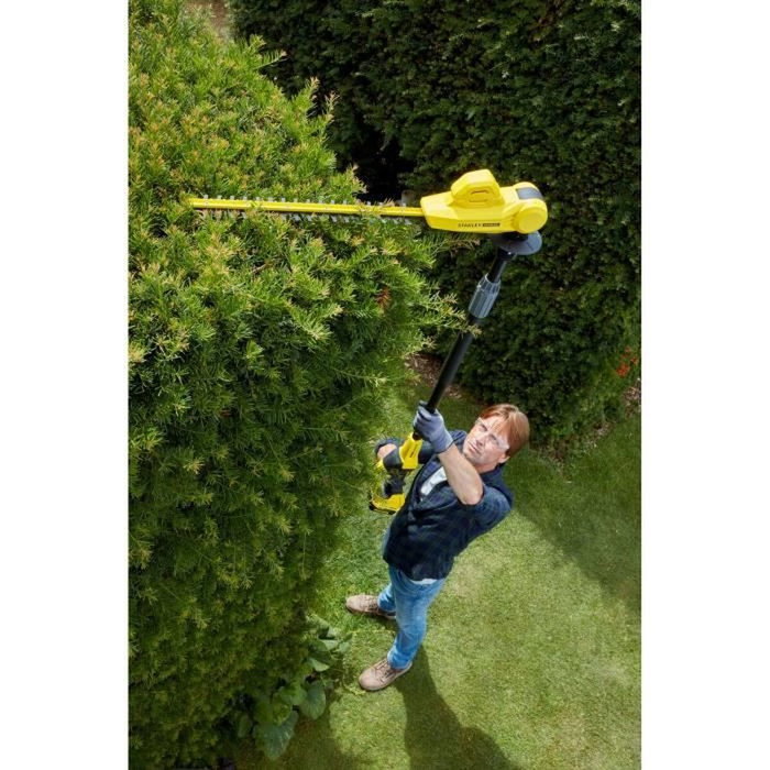Stanley Fatmax Taille-haie sur perche 18V avec batterie 4Ah et chargeur
