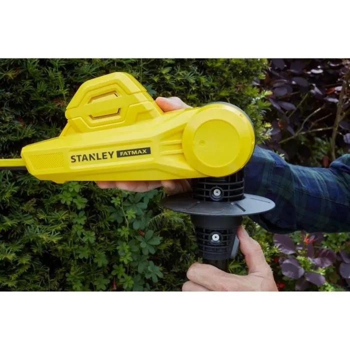 Stanley Fatmax SFMCPH845M1-QW - Taille-haies sur perche sans fil 18V avec batterie 4Ah et chargeur - Lame 45cm - Portée jusqu'à 3,4m
