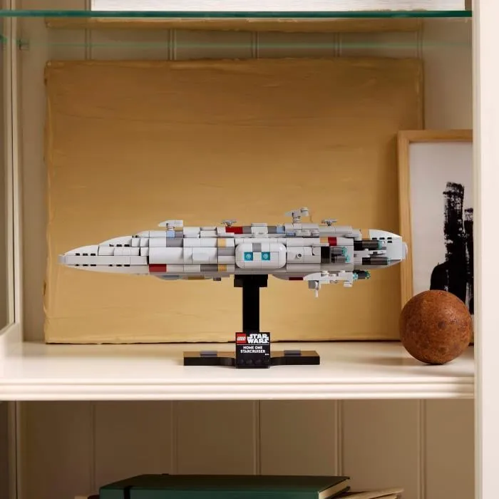 Lego 75405 Star Wars Le Retour du Jedi - Maquette pour adulte Home One Starcruiser, 559 pièces avec présentoir, Construction avec appli LEGO Builder