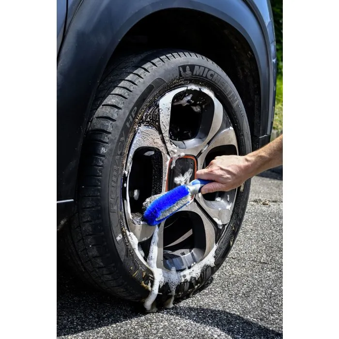 Michelin Brosse de nettoyage pour jantes et enjoliveurs - Sans effort, ne raye pas, ergonomique