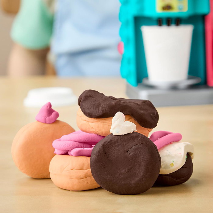 Play-Doh Donut Shop G2308 - Machine à glaçage et accessoires pour pâte à modeler, jouet créatif multilingue dès 3 ans Play-Doh Donut Shop G2308 - Machine à glaçage et accessoires pour pâte à modeler, jouet créatif multilingue dès 3 ans