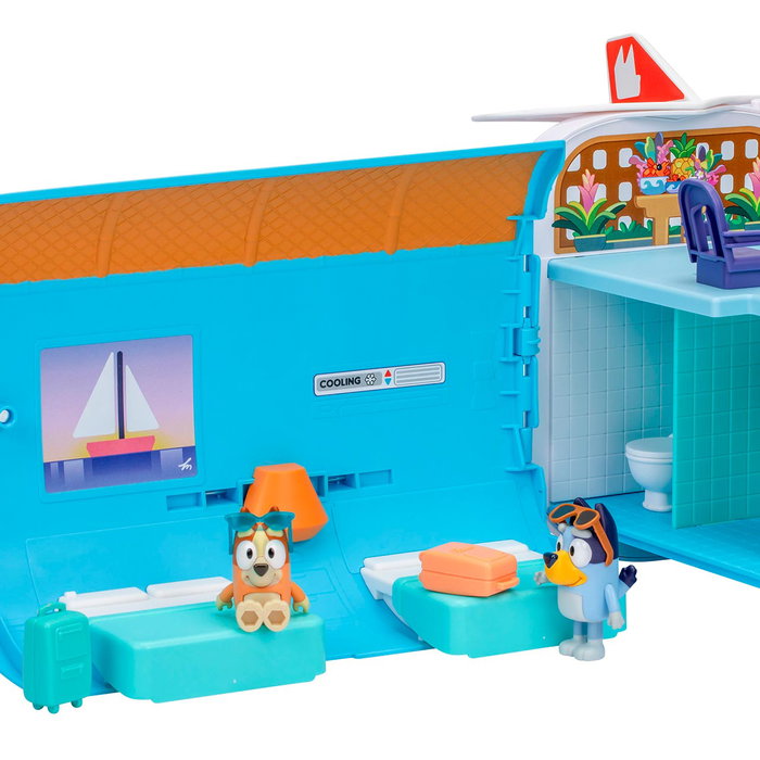 Famosa Avion 3 en 1 Bluey Bly75000 – Transformable en Hotel, Barco et Plage, avec Figurines et Accessoires, Jouet Enfant +3 Ans