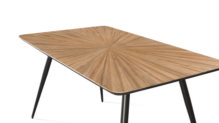 GINER Y COLOMER Table de salle à manger en bois de teck recyclé 150 cm, plateau rectangulaire avec motif radial et pieds métalliques noirs