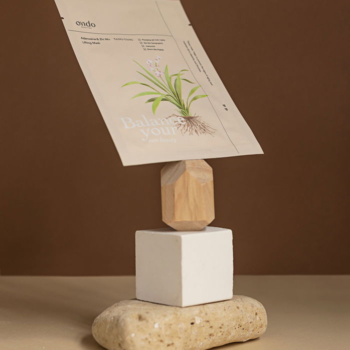 Ondo Beauty 36.5 Masque Lifting Adénosine & Zhi Mu Peptides Botox-like 25 ml Ondo Beauty 36.5 Masque Lifting Adénosine & Zhi Mu Peptides Botox-like 25 ml