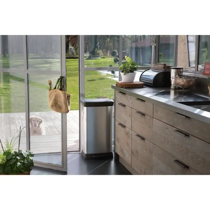 Curver Poubelle à pédale 50 litres Aspect Métal - Design moderne - Plastique recyclé