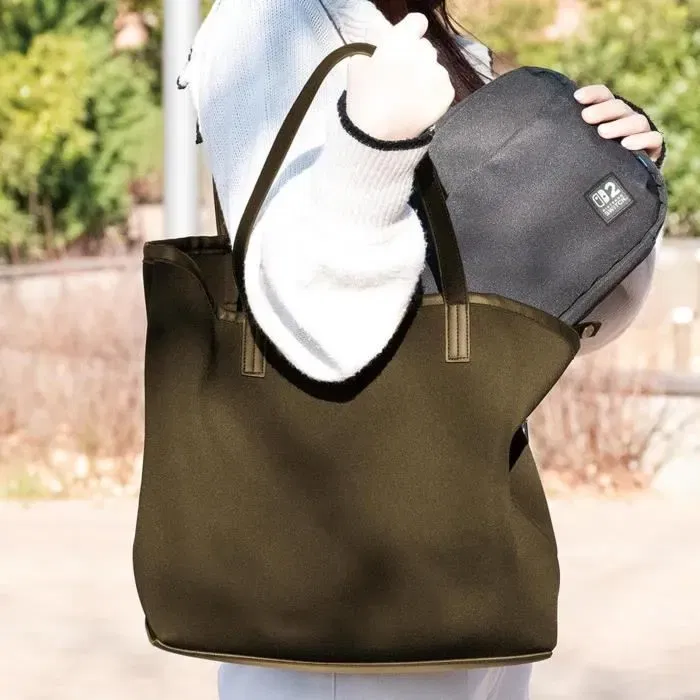 Hori Pochette de Voyage Réversible Officielle Nintendo Switch 2 & OLED - Protection, Rangement Accessoires et Jeux - Noir