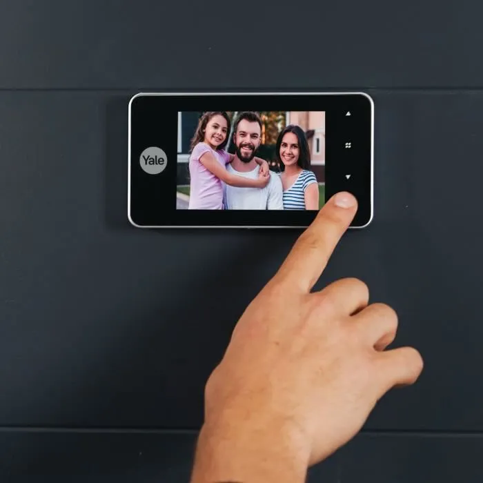 Yale Smart Living Judas numérique 4500 Memory+ - Judas électronique avec écran vidéo 4 pouces, enregistrement d'image, large angle 105°, sonnette 80Db, installation sans fil