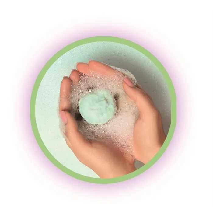 Clementoni Mon Laboratoire des Bombes de Bain - Kit Créatif avec Accessoires pour Créer des Bombes de Bain Colorées, Parfumées et Pétillantes Clementoni Mon Laboratoire des Bombes de Bain - Kit Créatif avec Accessoires pour Créer des Bombes de Bain Colorées, Parfumées et Pétillantes