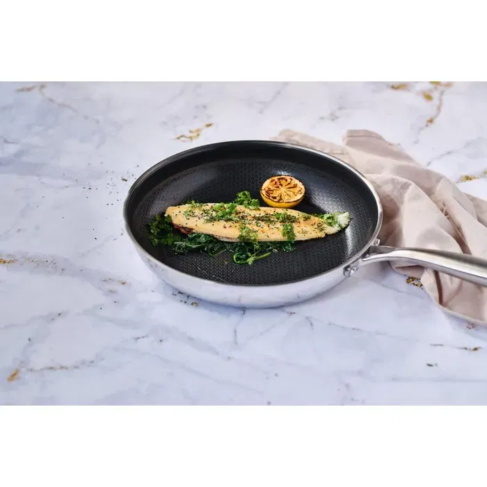 Cosy & Trendy Poêle HEXAPRO Acier Inoxydable 28 cm Revêtement Céramique Antiadhésif sans PFAS Compatible Tous Feux Dont Induction