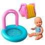 Nenuco - Poupée Fiesta en la Piscina Nfnb5000 avec Piscine et Toboggan - Jouet de Bain pour Enfant - Version Multilingue (Français, Espagnol, Anglais, Italien, Portugais)