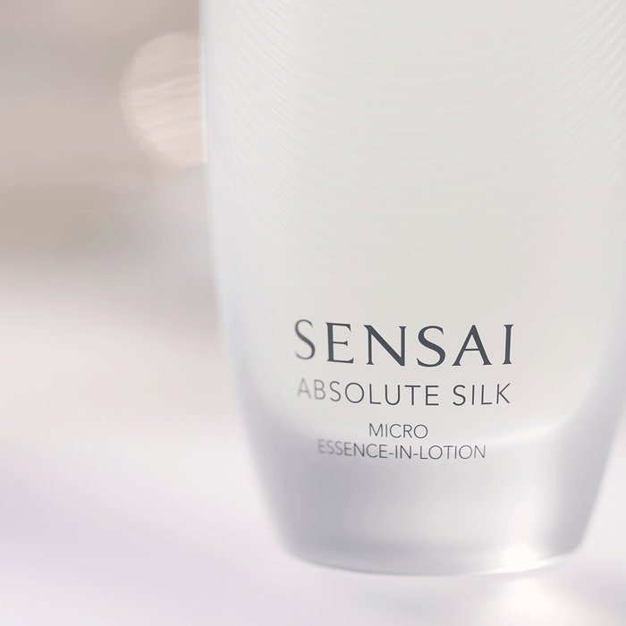 Sensai ABSOLUTE SILK micro-essence-en-lotion 125 ml Sensai ABSOLUTE SILK micro-essence-en-lotion 125 ml