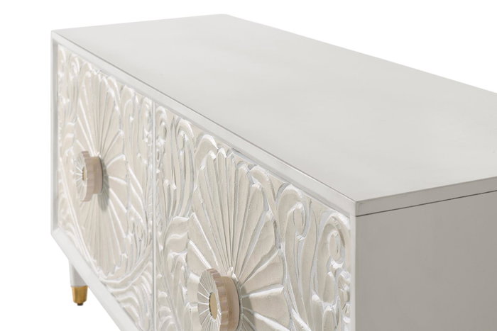 GINER Y COLOMER Buffet en Mango avec 4 Portes Sculptées, Finition Blanc Lavé et Pieds Détail Bronze - 190 x 80 x 40 cm