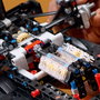 LEGO Technic Mercedes-AMG F1 W14 E Performance, Réplique de course