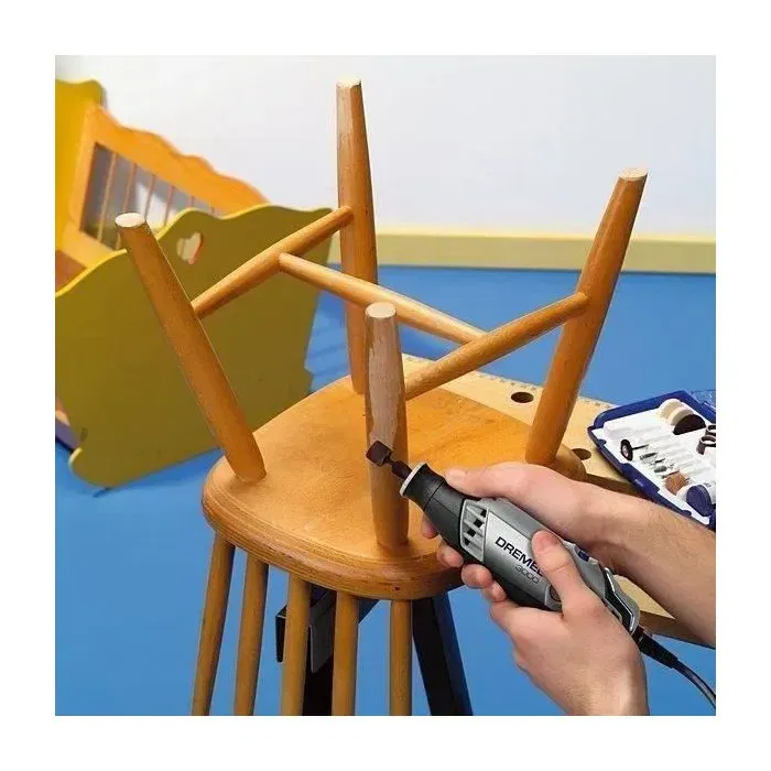 Dremel Kit Outil Rotatif Multifonction Filaire 130W Dremel 3000/15 - avec 15 Accessoires et Sacoche de Transport - Réf. F0133000JA