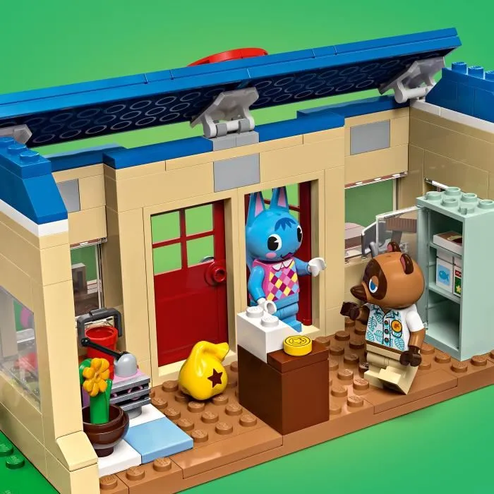 Lego 77050 - Set de Construction Créatif Animal Crossing : Boutique Nook et Maison de Rosie avec 535 Pièces et 2 Minifigurines