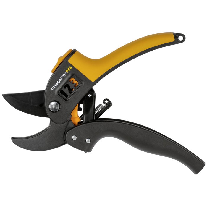 Fiskars PowerStep P83 Sécateur noir et orange Fiskars PowerStep P83 Sécateur noir et orange