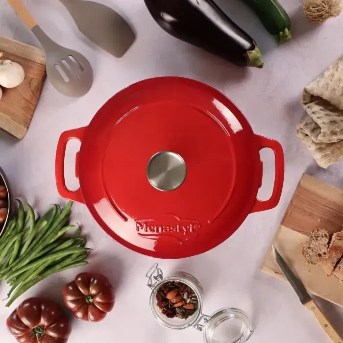 Menastyl Cocotte ronde en fonte émaillée 7 L 29 cm Réf. 6020105 - Cuisson uniforme, compatible tous feux (induction), pour ragoûts et plats mijotés - Rouge