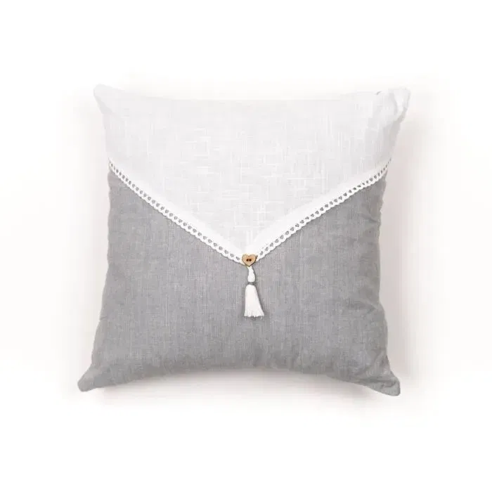 Today Charme - Coussin décoratif avec pompons 40x40 cm - Tissu bicolore chambray et effet lin - Housse 100% coton, garnissage polyester Today Charme - Coussin décoratif avec pompons 40x40 cm - Tissu bicolore chambray et effet lin - Housse 100% coton, garnissage polyester