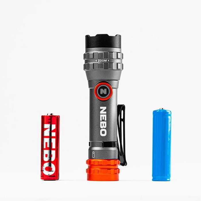 Nebo Lampe torche LED Flex 450L rechargeable avec zoom 6x, base magnétique, noir et orange Nebo Lampe torche LED Flex 450L rechargeable avec zoom 6x, base magnétique, noir et orange