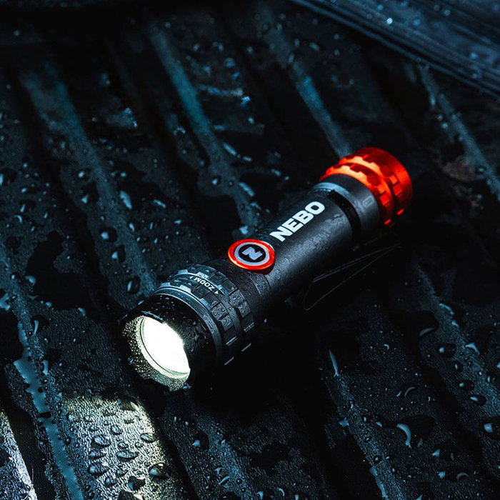 Nebo Lampe torche LED Flex 450L rechargeable avec zoom 6x, base magnétique, noir et orange Nebo Lampe torche LED Flex 450L rechargeable avec zoom 6x, base magnétique, noir et orange