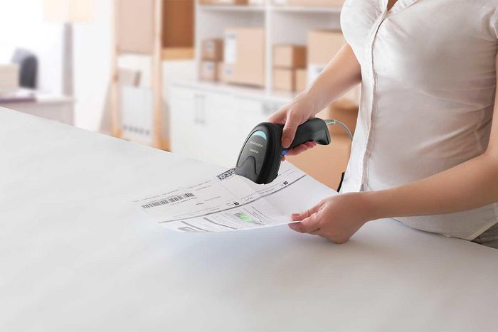 Datalogic QD2220 - Scanner de codes-barres 1D QuickScan 2200, lecteur linéaire (Linear Imager) USB, avec système de visée précis et robustesse supérieure