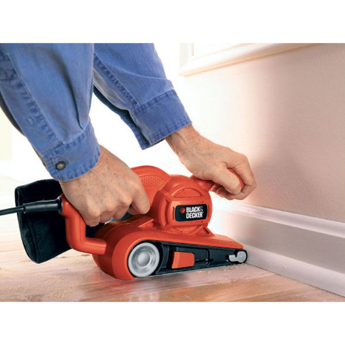 Black + Decker KA86-QS Ponceuse à bande filaire 720W Black + Decker KA86-QS Ponceuse à bande filaire 720W
