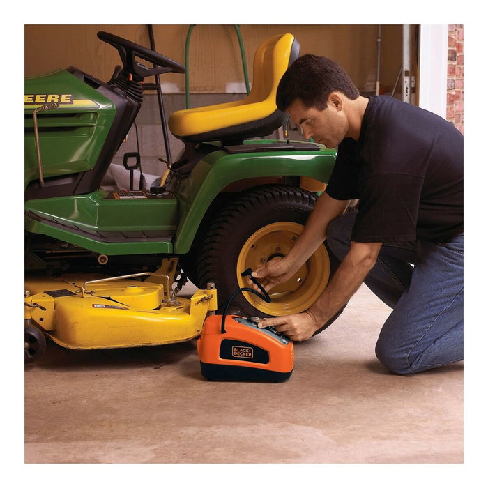Black + Decker ASI300-QS Gonfleur-Compresseur Filaire 11 bars