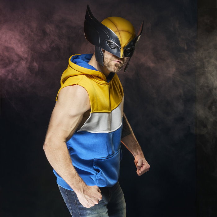 HASBRO Masque 1:1 Lobezno Deadpool & Wolverine - Mascara Premium avec rembourrage intérieur amovible et socle