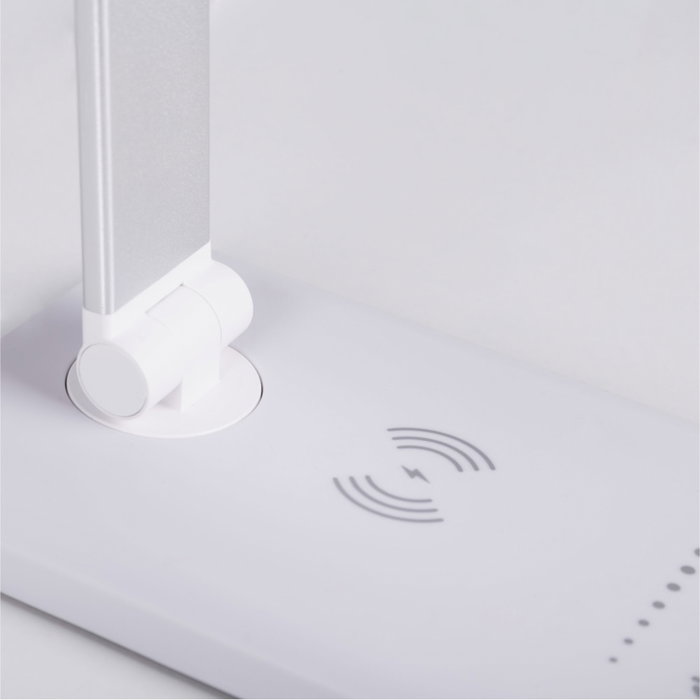 Lampe de Table LED 6W 420lm CCT avec Chargeur Téléphone Sans Fil et Variateur d'Intensité Lampe de Table LED 6W 420lm CCT avec Chargeur Téléphone Sans Fil et Variateur d'Intensité