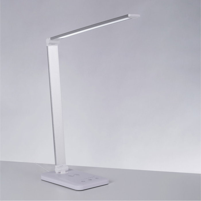 Lampe de Table LED 6W 420lm CCT avec Chargeur Téléphone Sans Fil et Variateur d'Intensité Lampe de Table LED 6W 420lm CCT avec Chargeur Téléphone Sans Fil et Variateur d'Intensité
