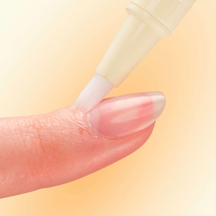 Sally Hansen - Huile nourrissante pour ongles et cuticules à la vitamine E en format bâton de voyage 1.8 ml - Formule enrichie aux huiles d'abricot et d'aloe vera