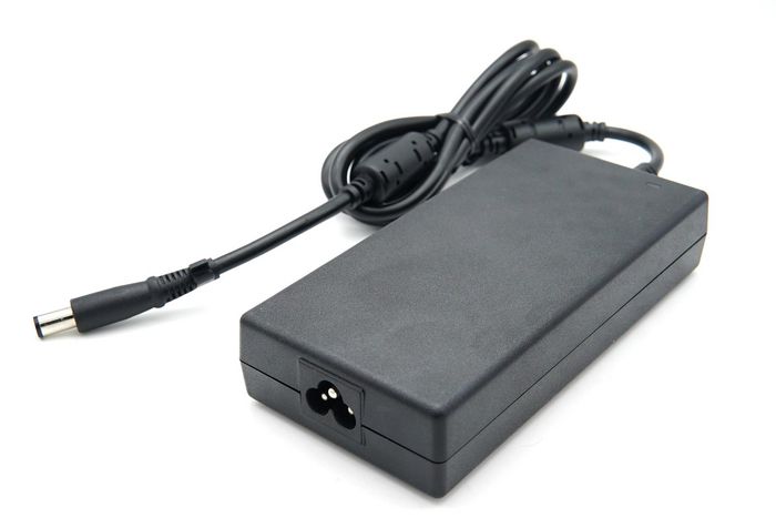 CoreParts Adaptateur secteur 19V 9,5A 180W CoreParts Adaptateur secteur 19V 9,5A 180W