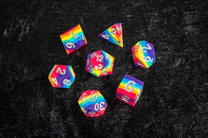 FanRoll Pack de 7 Dés Sharp Edge Silicone Rainbow
