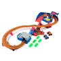 Spin Master Monster Jam Piste Supercharger Circuit 8 avec Éclairage - Camion Monstre Jouet 1:64 pour Enfants 5 Ans et Plus - 6071089