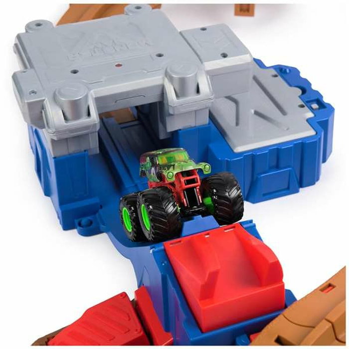 Spin Master Monster Jam Supercharger Speedway Spin Master Monster Jam Supercharger Speedway