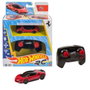 Hot Wheels Ferrari SF90 Stradale Assetto Fiorano - Voiture Télécommandée RC 1:64 avec Accélérateur pour Loopings - 2.4GHz - Jouet pour Enfants 4 ans et plus