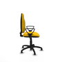 Chaise de bureau Algarra avec mécanisme de contact permanent de base, recouverte de tissu jaune. Équipée d'une base en polyamide noir, d'accoudoirs fixes et de butées.