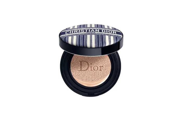 Christian Dior Forever Skin Glow Cushion Diorivira 1N Neutre Christian Dior Forever Skin Glow Cushion Diorivira 1N Neutre