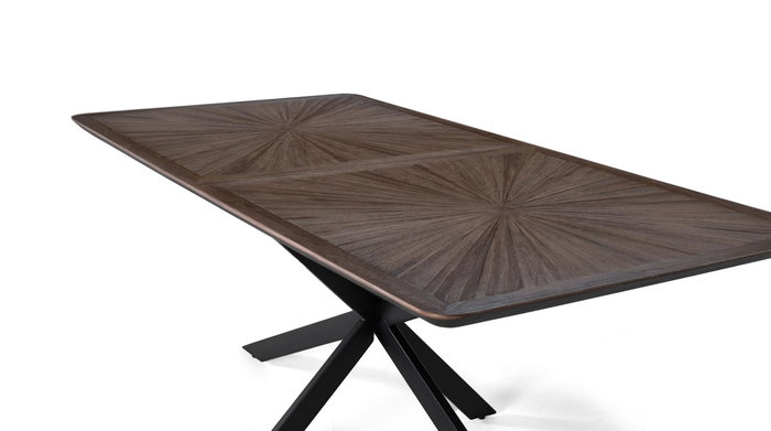 Giner y Colomer - Table de salle à manger contemporaine en bois de teck recyclé 200 cm avec plateau rectangulaire et pieds en X en métal noir