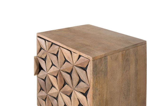GINER Y COLOMER - Table de chevet ou table auxiliaire en bois de manguier massif avec porte à motif géométrique sculpté à la main - Style rustique, moderne ou nordique